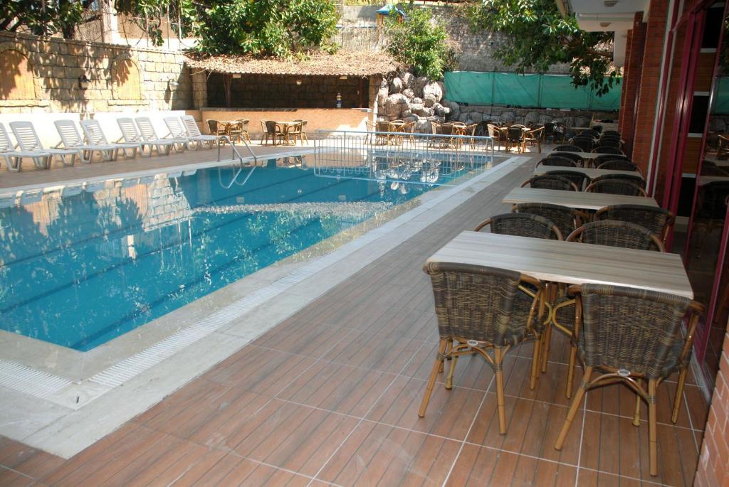 Diamore Hotel Alanya Esterno foto